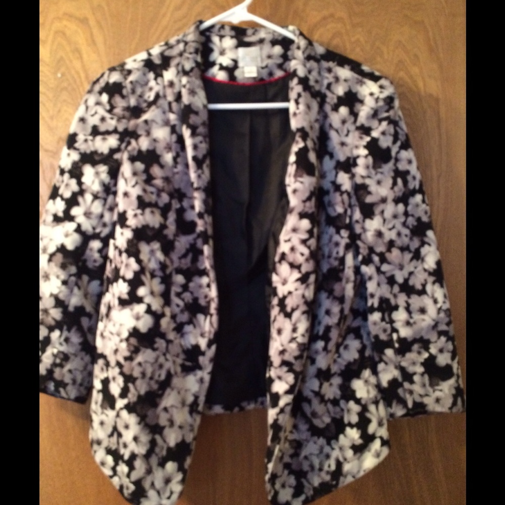 Lauren Conrad Floral Blazer
